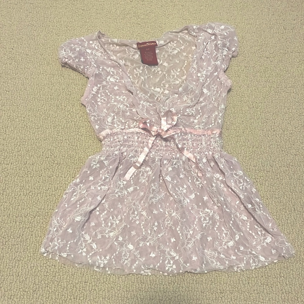 LIKE NEW lace lilac top, small